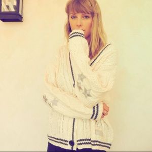 Taylor Swift Folklore Cardigan ✨